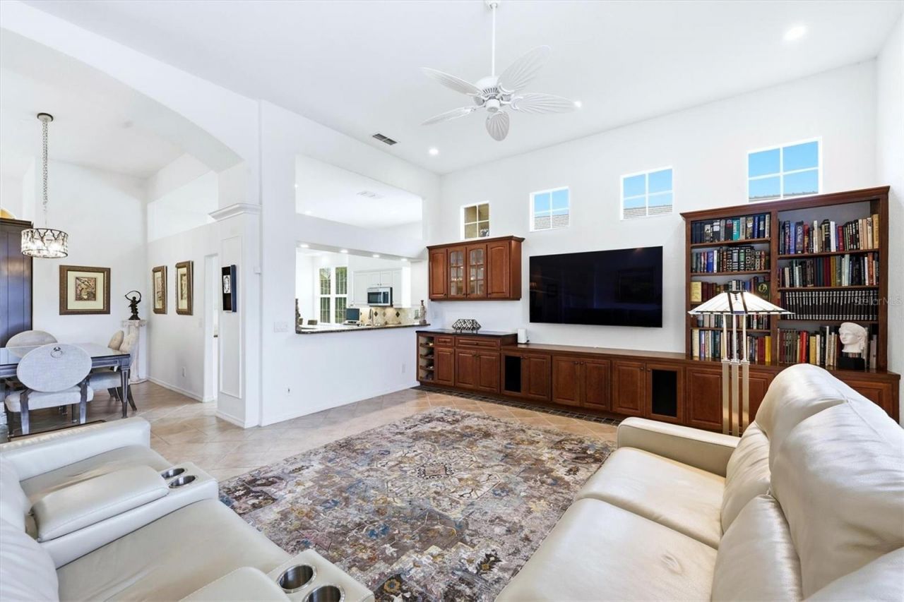 304 Bermuda Court, Unit 14, Venice, FL 34293 Photo