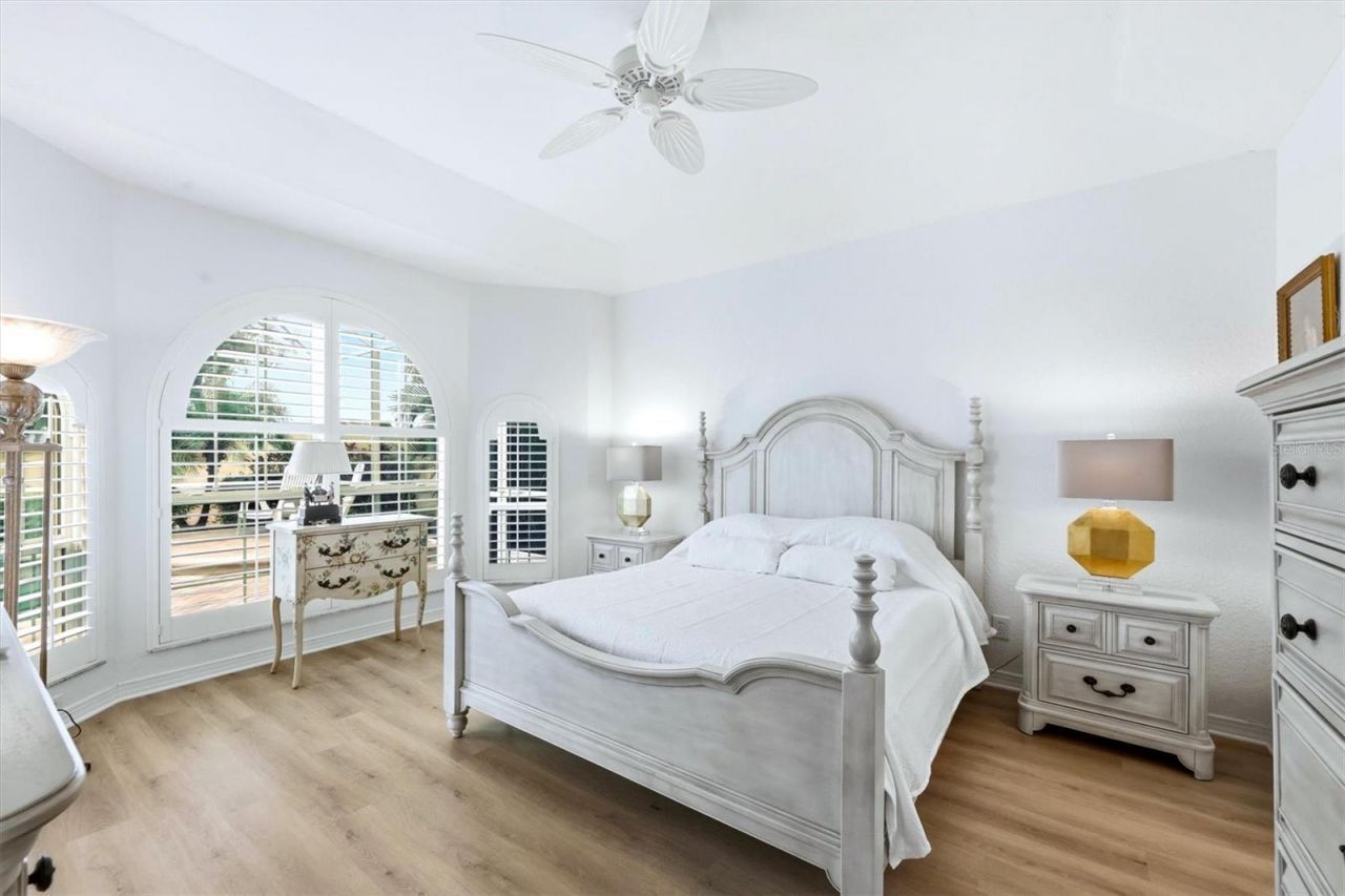 304 Bermuda Court, Unit 14, Venice, FL 34293 Photo