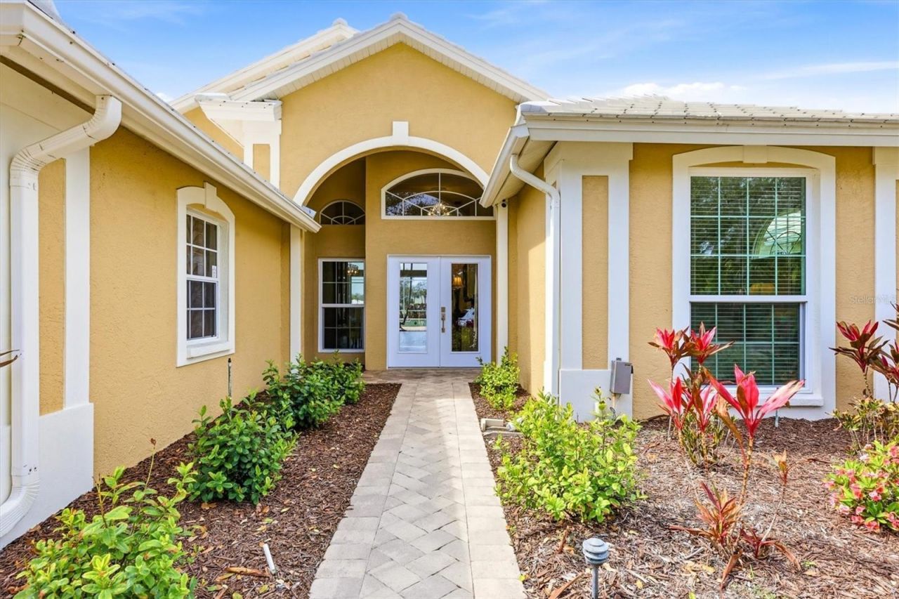 304 Bermuda Court, Unit 14, Venice, FL 34293 Photo