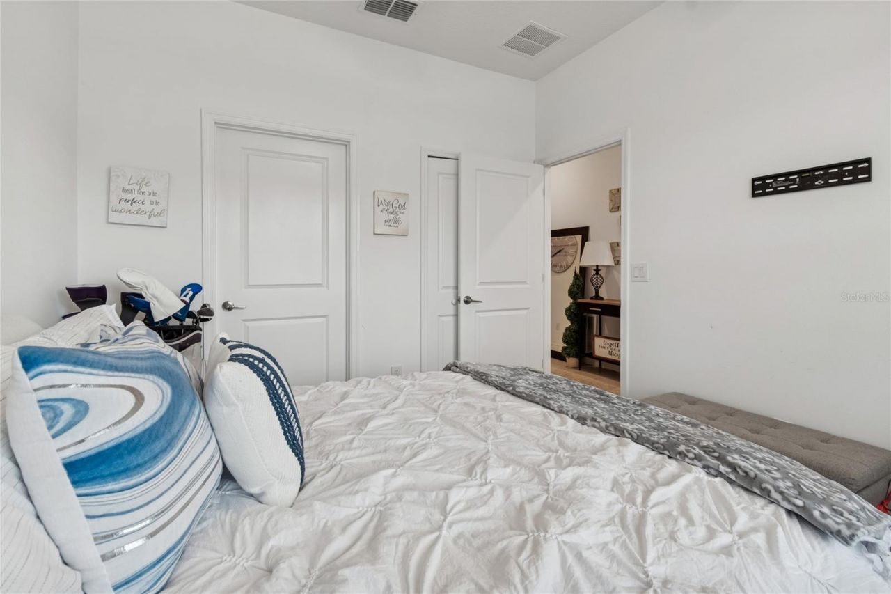 6773 Ripple Pond Loop, Zephyrhills, FL 33541 Photo