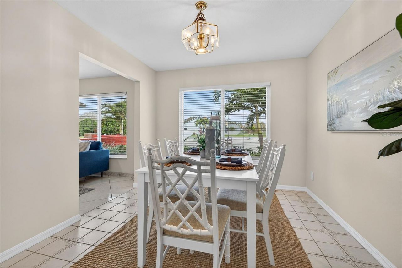 1700 Glen Lakes Boulevard N, Saint Petersburg, FL 33702 Photo