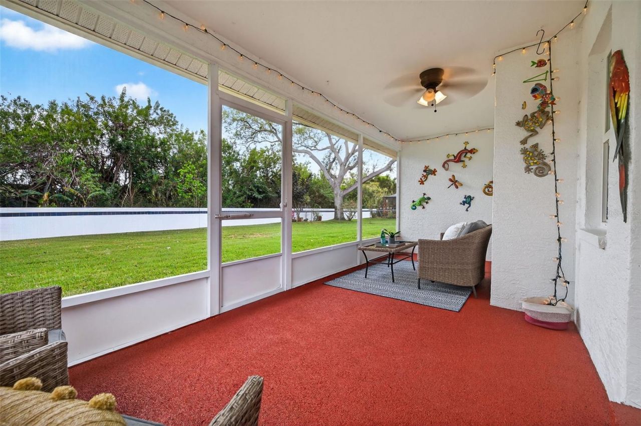 1700 Glen Lakes Boulevard N, Saint Petersburg, FL 33702 Photo