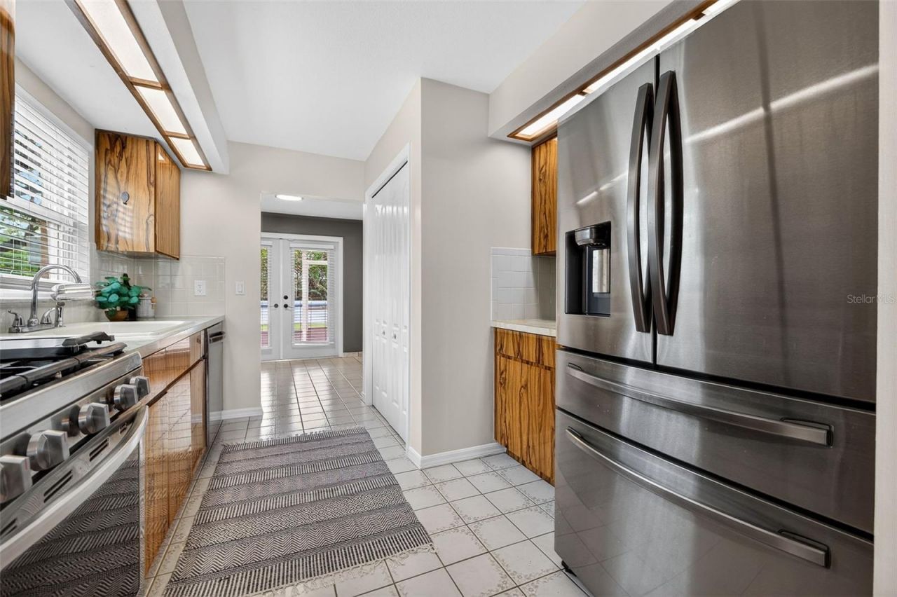 1700 Glen Lakes Boulevard N, Saint Petersburg, FL 33702 Photo