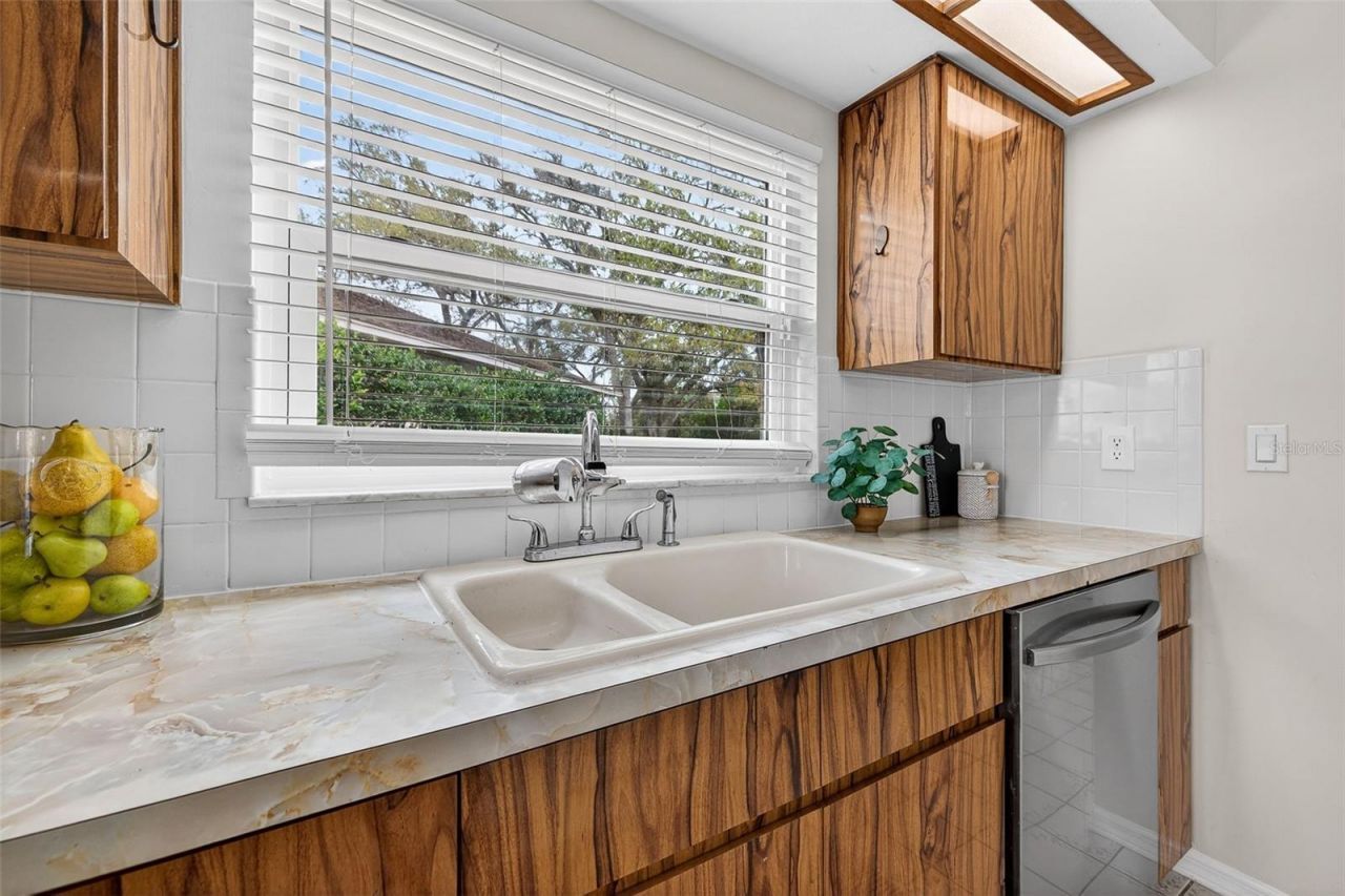 1700 Glen Lakes Boulevard N, Saint Petersburg, FL 33702 Photo