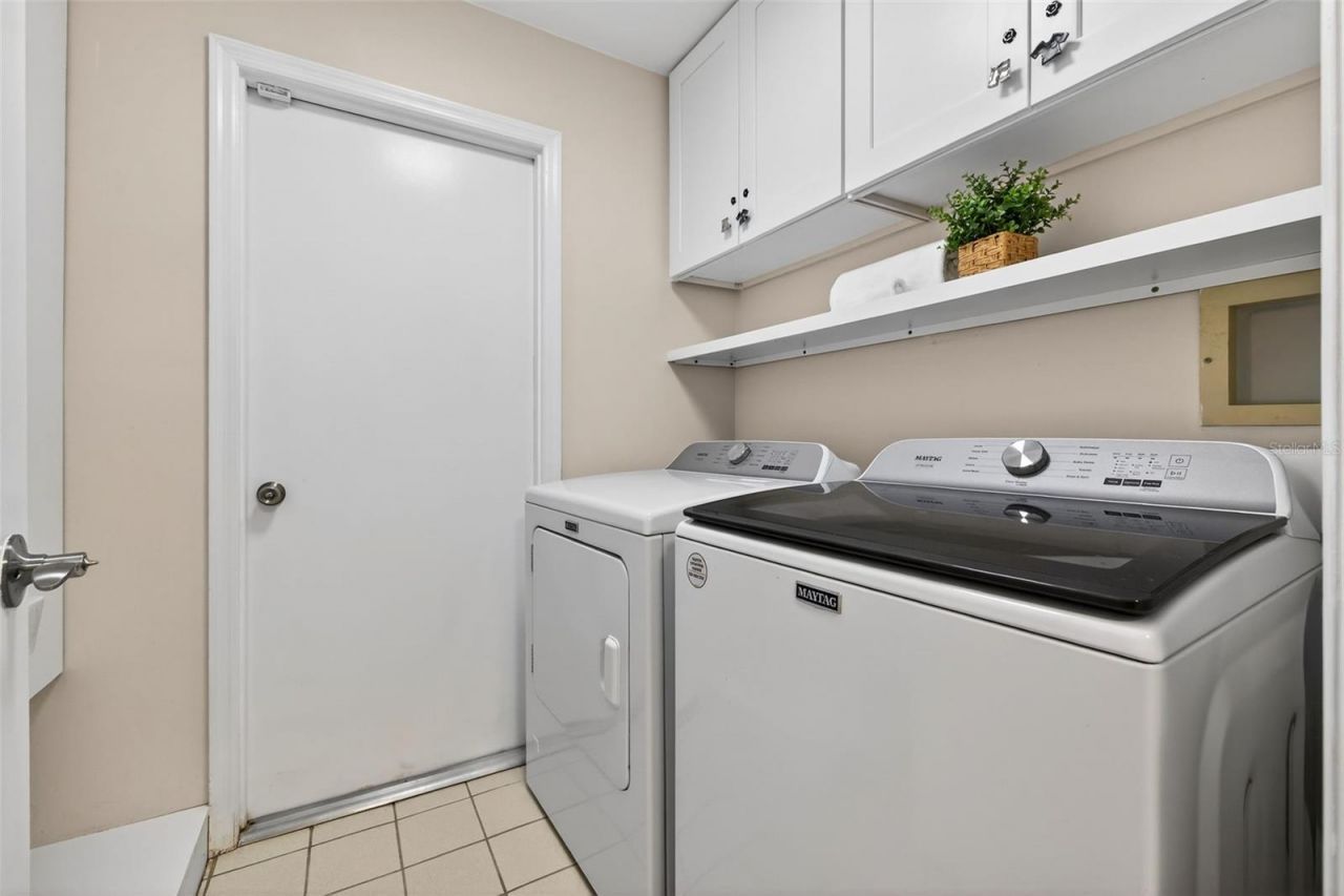 1700 Glen Lakes Boulevard N, Saint Petersburg, FL 33702 Photo