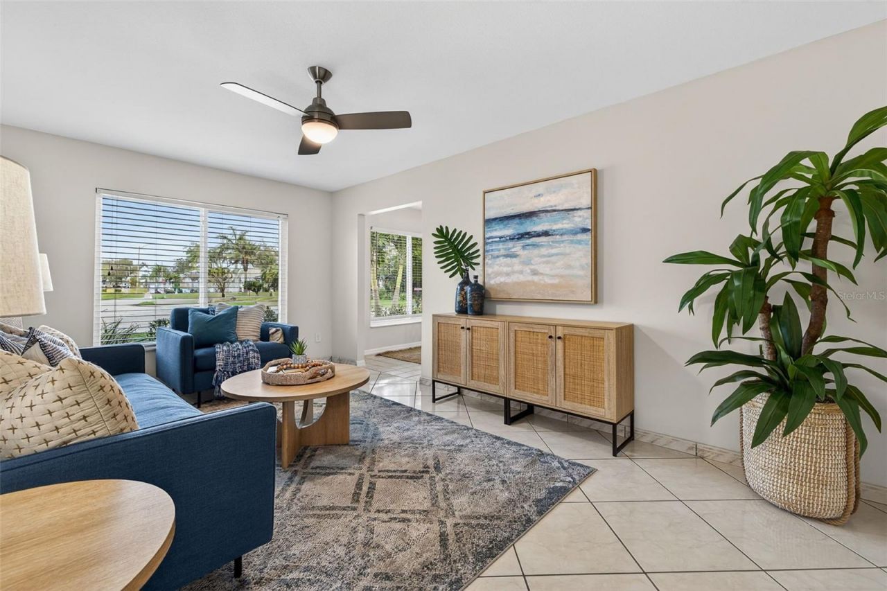 1700 Glen Lakes Boulevard N, Saint Petersburg, FL 33702 Photo