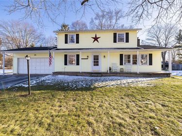 75 Brentwood Lane , Fairport, NY 14450