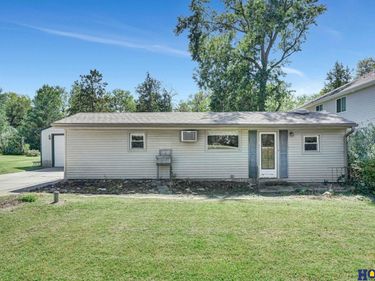 835 W Burnham Street , Lincoln, NE 68522