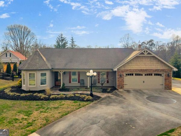 3917 Kilgore Falls Drive, Gainesville, GA 30507