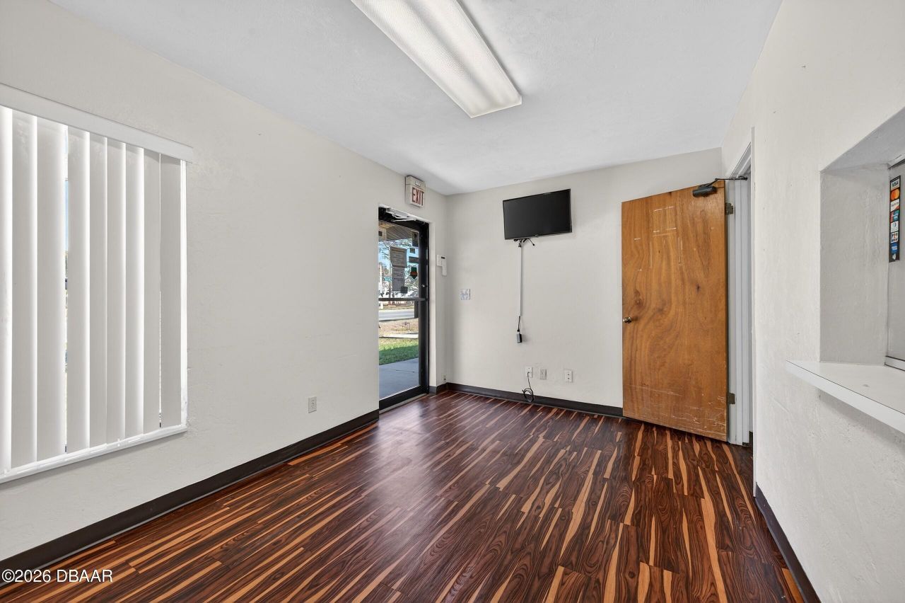 905 Beville Road, South Daytona, FL 32119 Photo