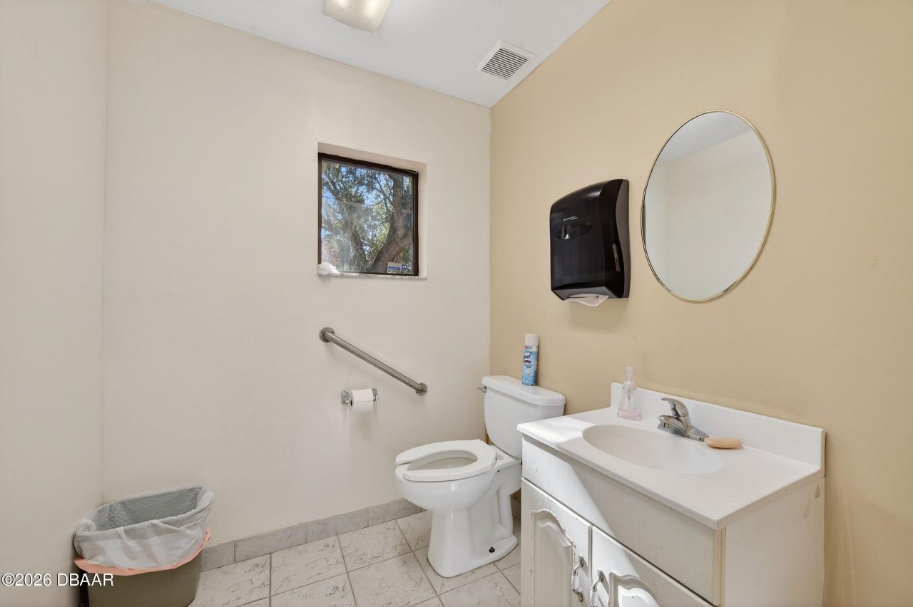 905 Beville Road, South Daytona, FL 32119 Photo