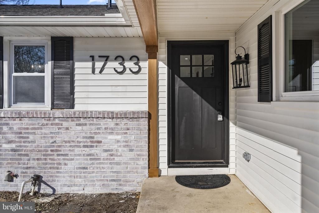 1733 Lark Lane, Cherry Hill, NJ 08003 Main Photo