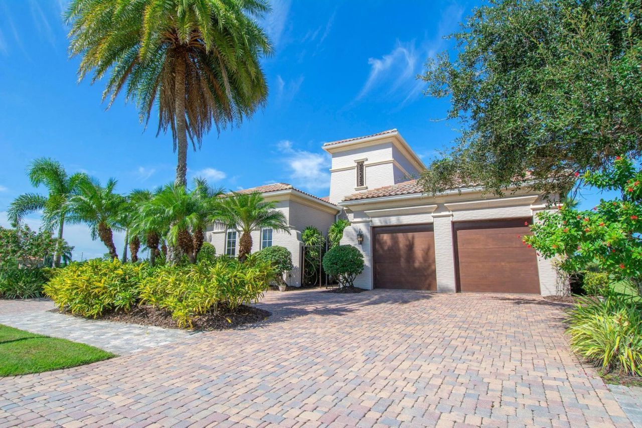 138 SE Via San Marino, Port Saint Lucie, FL 34984 Photo