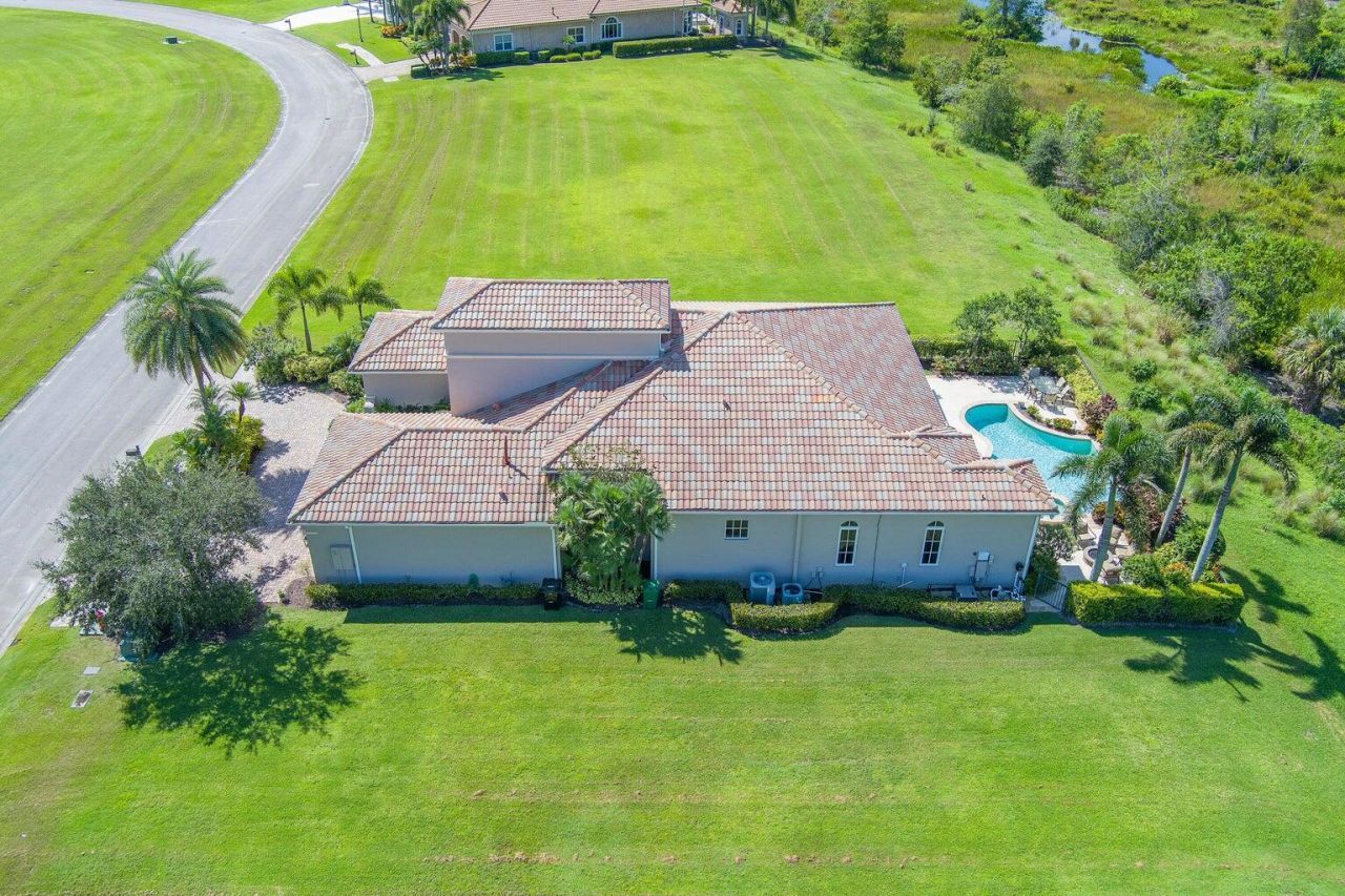 138 SE Via San Marino, Port Saint Lucie, FL 34984 Photo