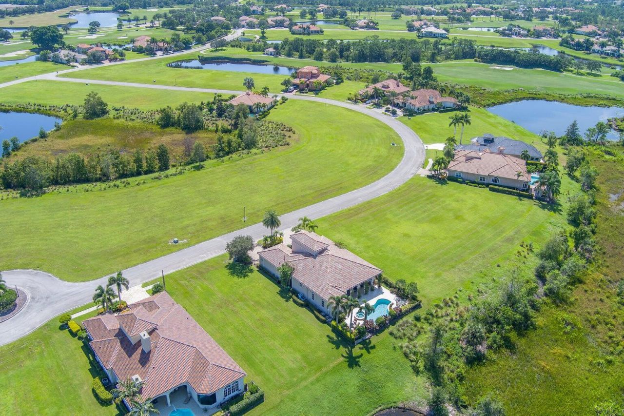 138 SE Via San Marino, Port Saint Lucie, FL 34984 Photo