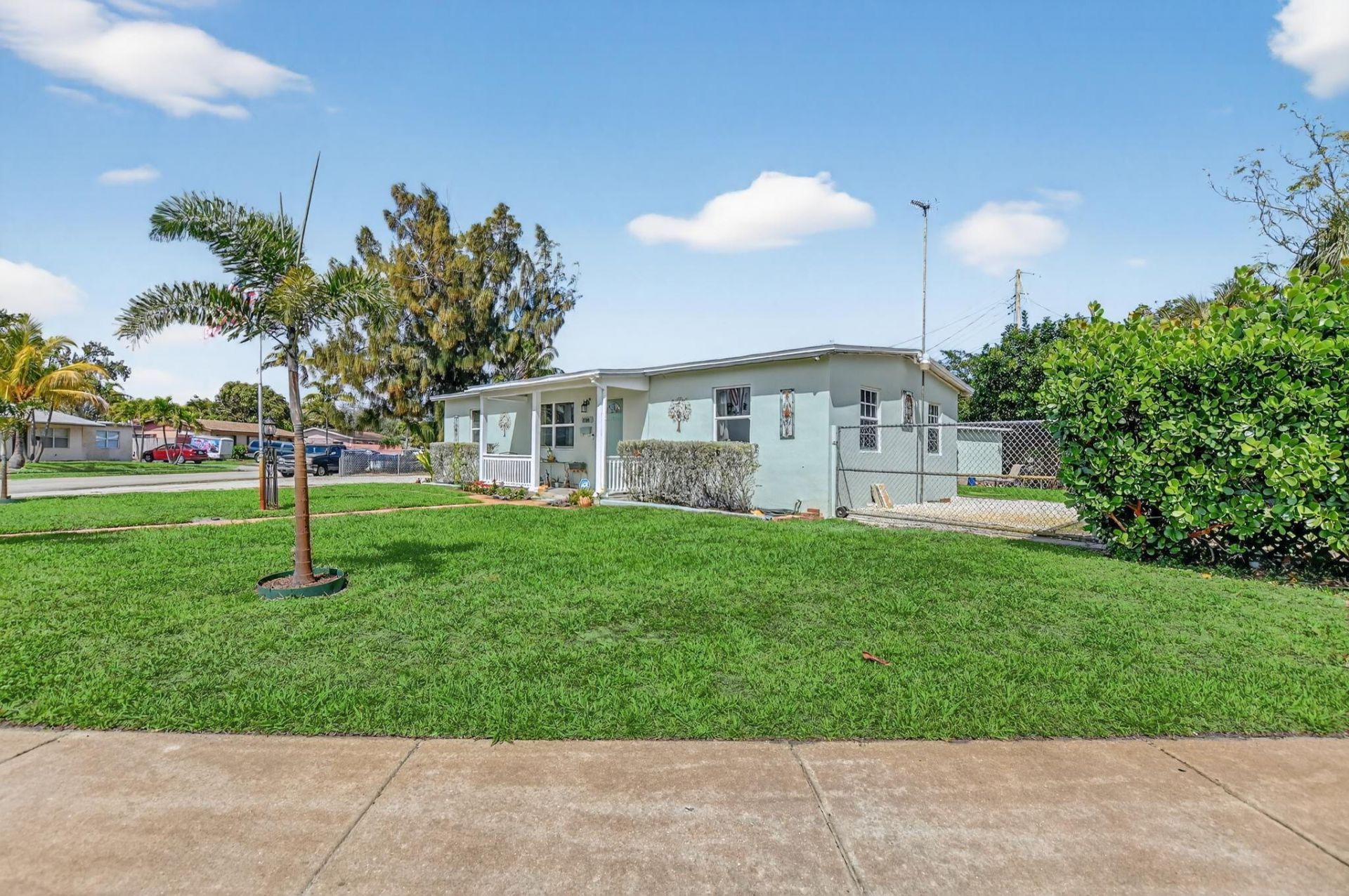 4700 NE 1st Terrace, Deerfield Beach, FL 33064 Photo