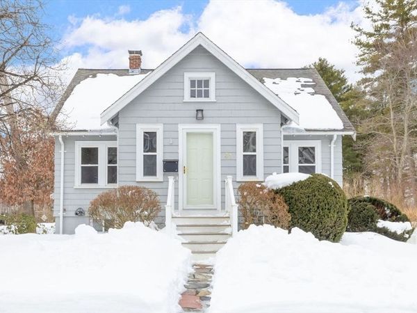 31 Birds Hill Ave, Needham, MA 02492