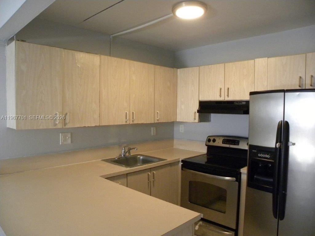 15690 SW 82nd Cir Ln , Unit 9-1, Miami, FL 33193 Photo