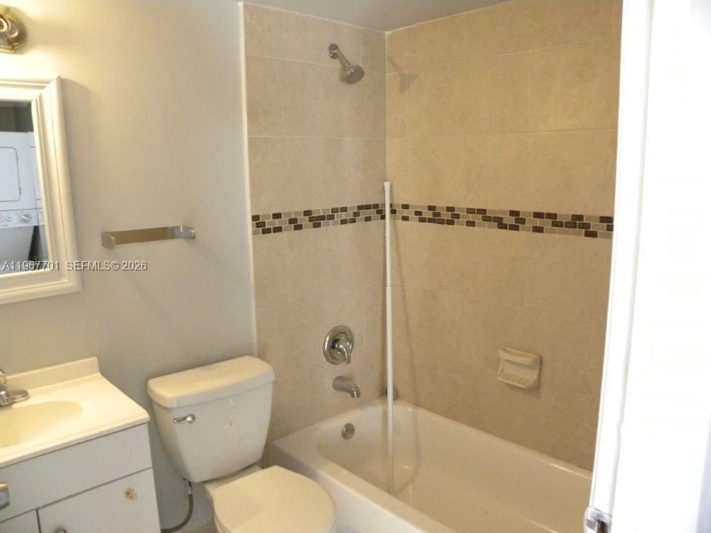 15690 SW 82nd Cir Ln , Unit 9-1, Miami, FL 33193 Photo