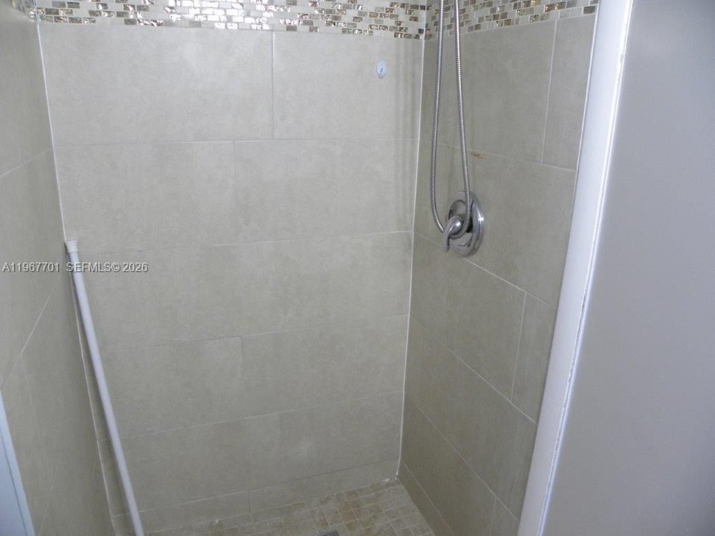 15690 SW 82nd Cir Ln , Unit 9-1, Miami, FL 33193 Photo