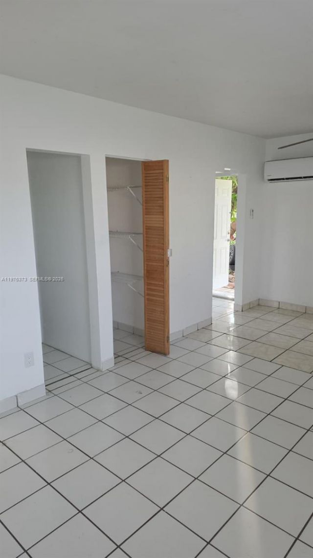 2990 NW 28th St, Miami, FL 33142 Photo