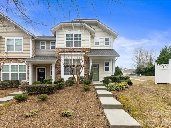 3204 Kemptown Square, Waxhaw, NC 28173
