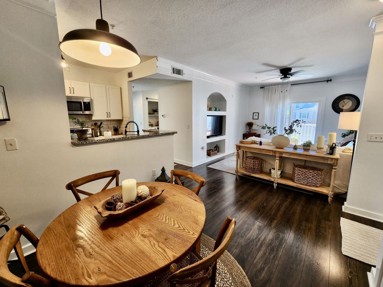 1300 Park West Boulevard Photo 4