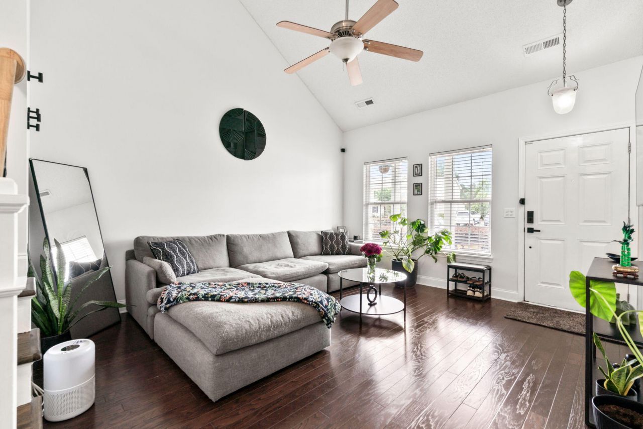 121 Broad River Drive Photo 4