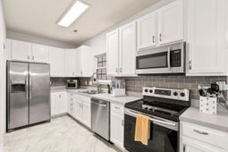 121 Broad River Drive photo 4