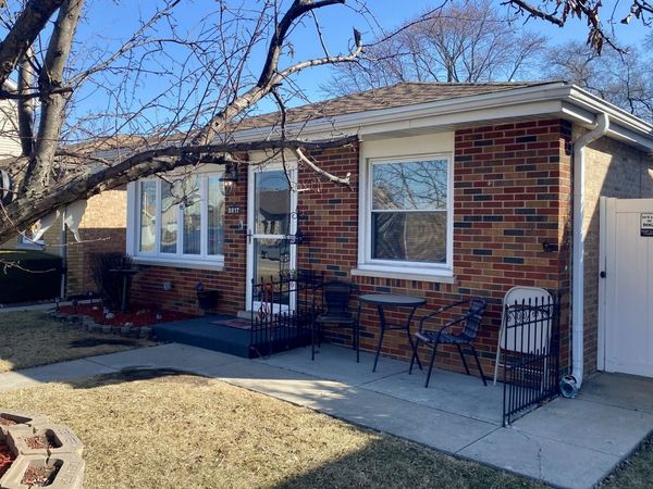 8617 Major Avenue, Burbank, IL 60459