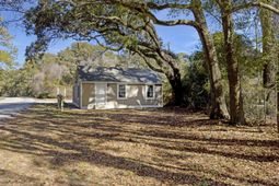 2359 Bohicket Road photo 4