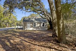 2359 Bohicket Road photo 4