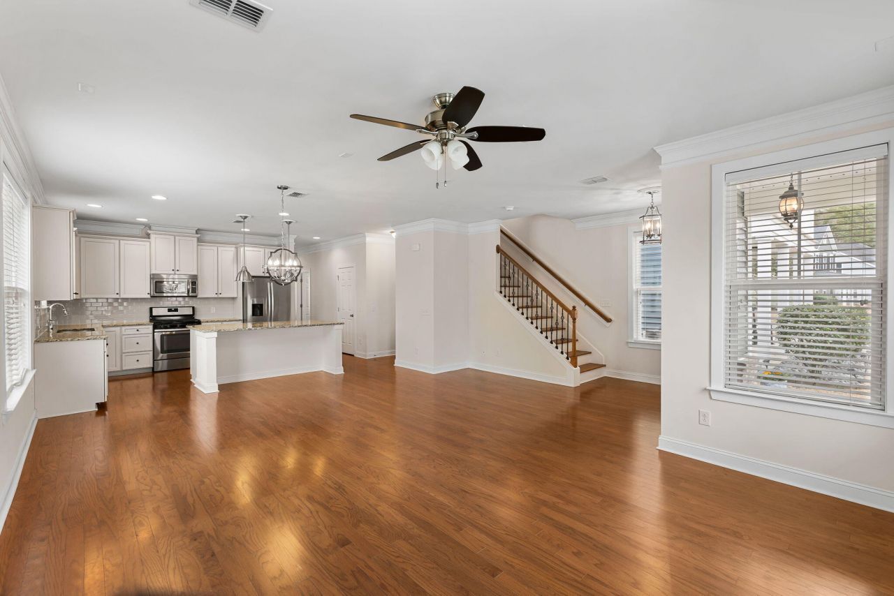 3149 Moonlight Drive Photo 6