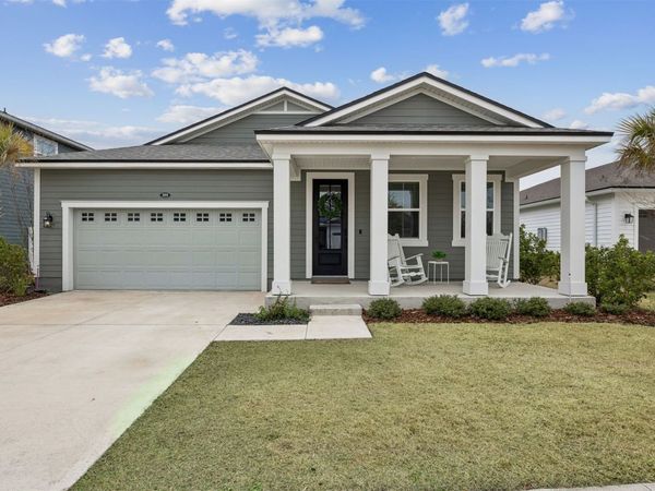 555 BLUE DAZE Street, Yulee, FL 32097