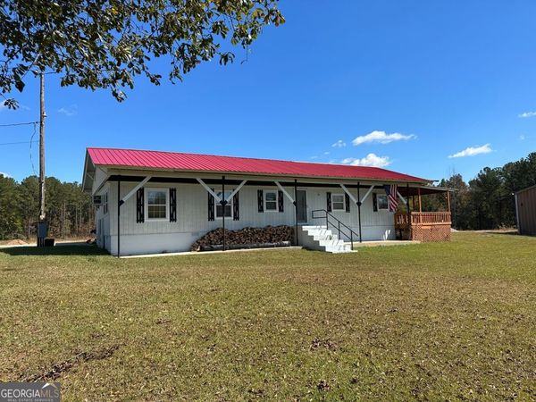 145 Jarrell Hogg Road, West Point, GA 31833
