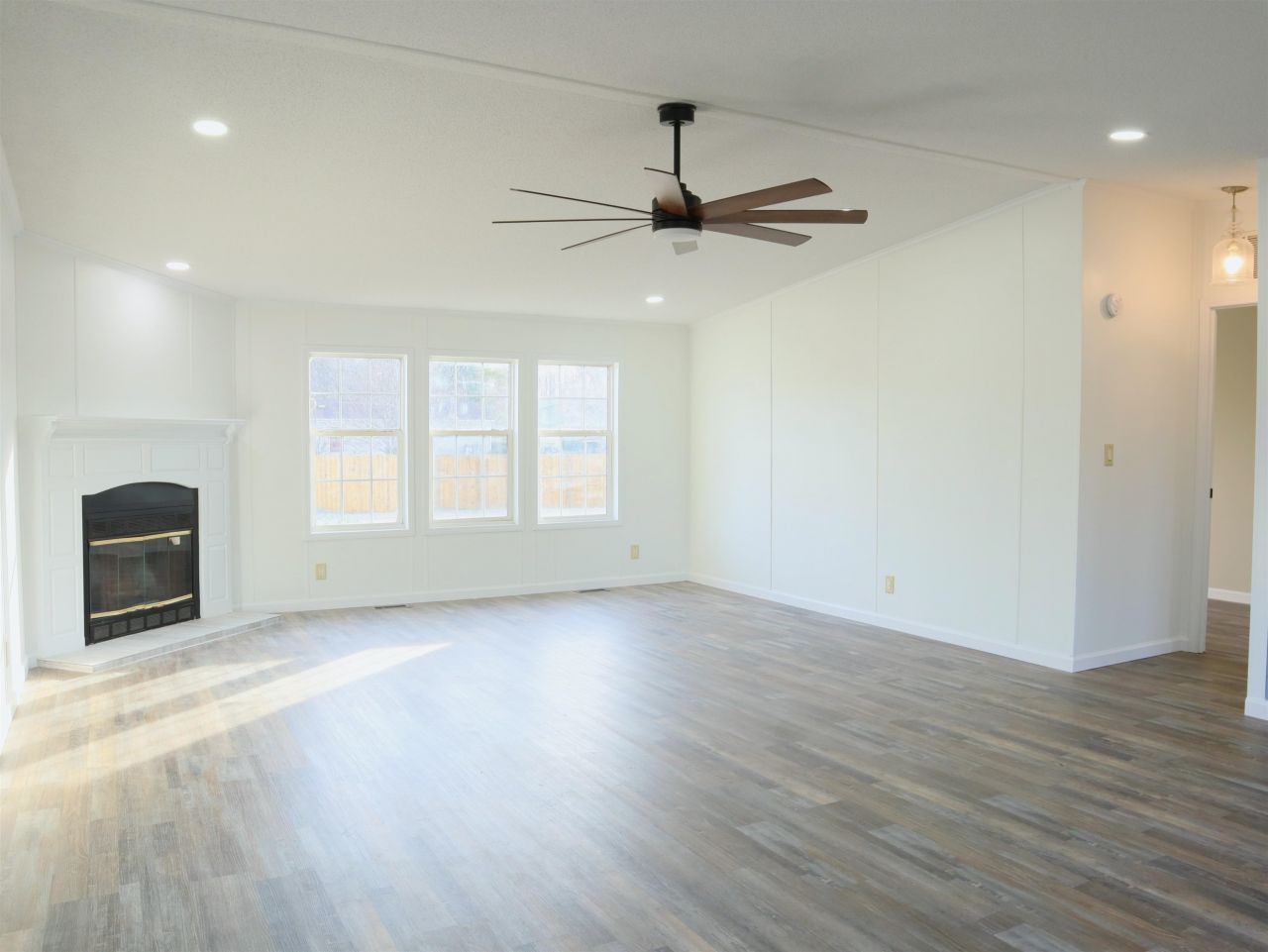 712 Libbys Ln. Photo 4