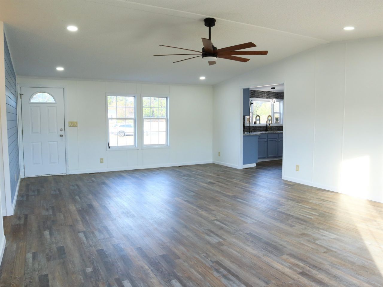 712 Libbys Ln. Photo 6