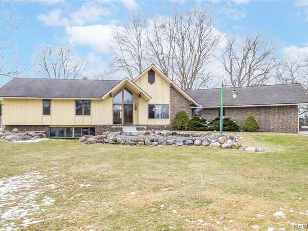 3155 Beech Tree Lane, Flushing Twp, MI 48433