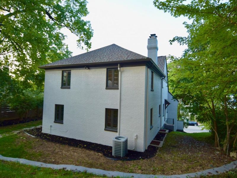 3255 Linwood Avenue, Cincinnati, OH 45226 Photo 32