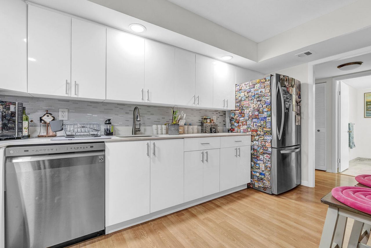 1904 S Ocean Drive, Unit 201, Hallandale Beach, FL 33009 Photo