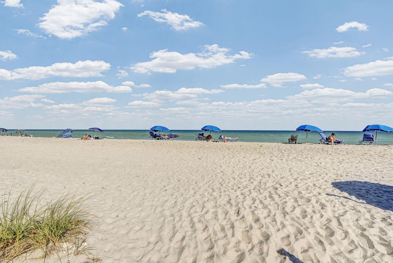 1904 S Ocean Drive, Unit 201, Hallandale Beach, FL 33009 Photo