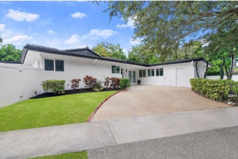 1124 Yale Drive, Hollywood, FL 33021 Photo