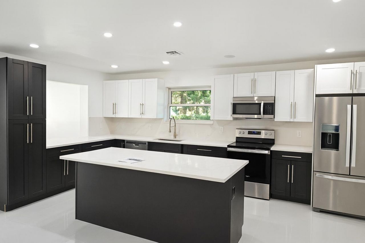 1124 Yale Drive, Hollywood, FL 33021 Photo