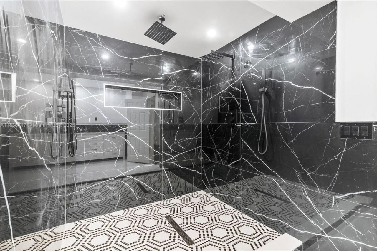 1124 Yale Drive, Hollywood, FL 33021 Photo