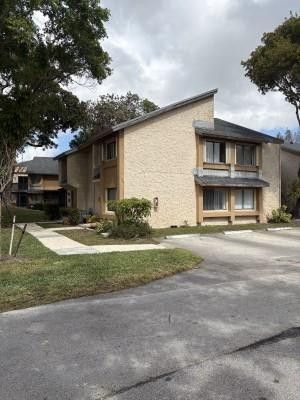 68 Wimbledon Lake Drive, Unit 68, Plantation, FL 33324 Photo