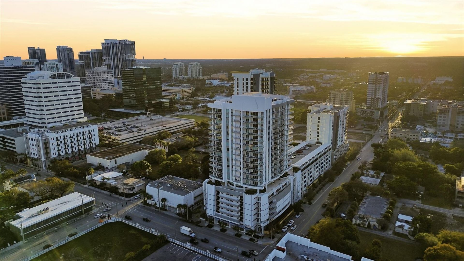 315 NE 3rd Avenue, Unit 1006, Fort Lauderdale, FL 33301 Photo