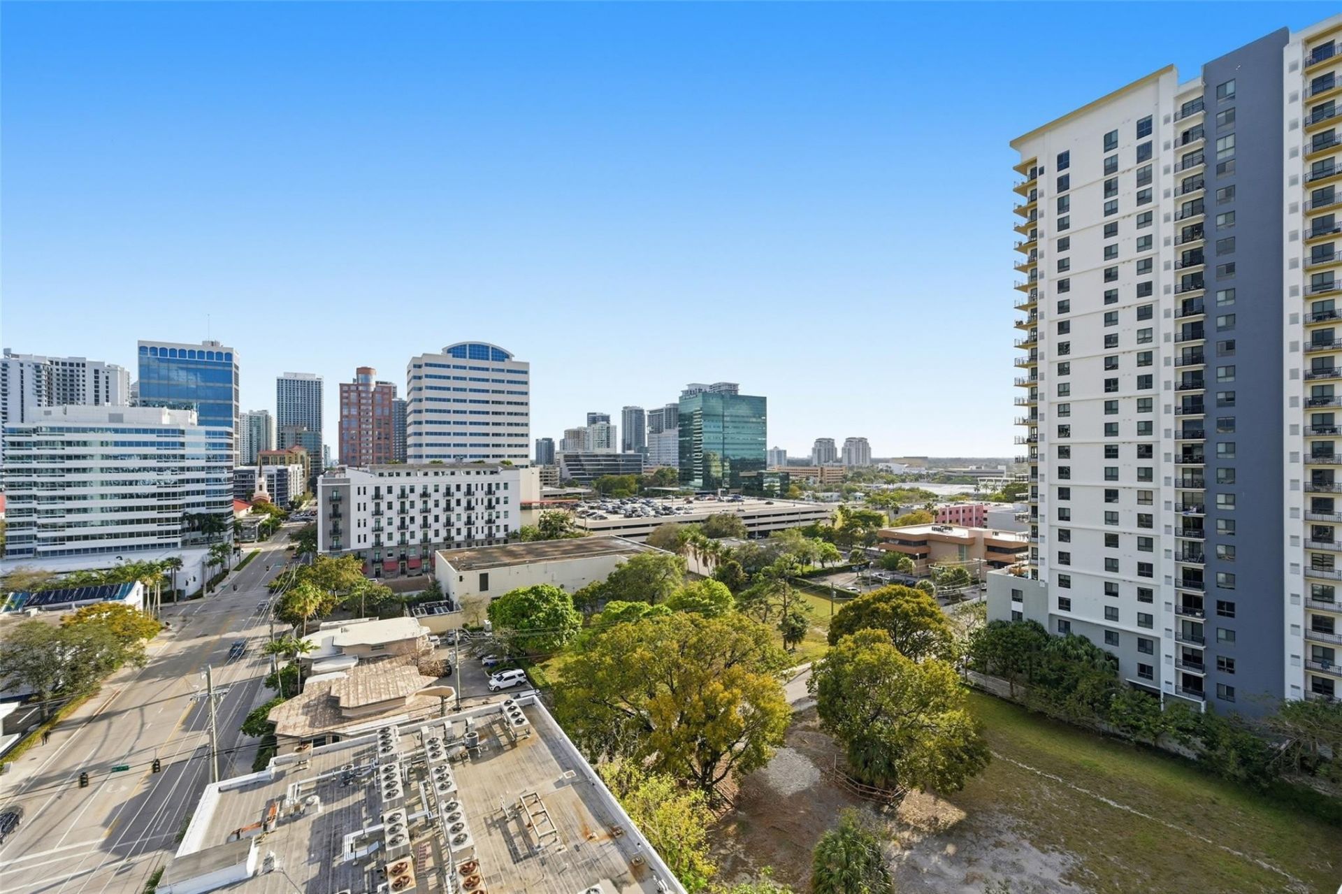 315 NE 3rd Avenue, Unit 1006, Fort Lauderdale, FL 33301 Photo