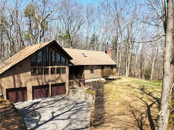 6 Laurelwood Dr, Oxford, MA 01537