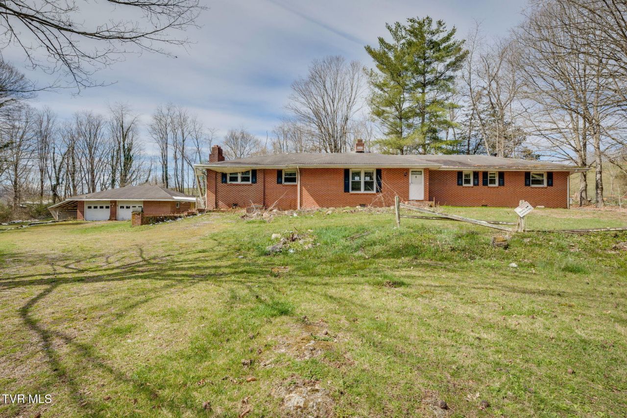 36181 Plum Creek Road, Glade Spring, VA 24340 Main Photo