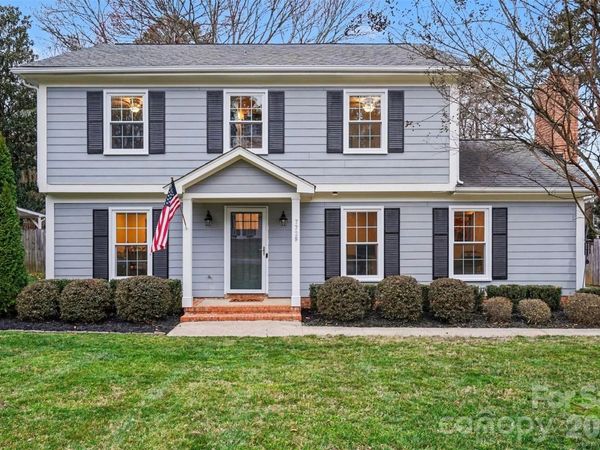 7729 Surreywood Place, Charlotte, NC 28270